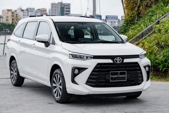 Taxi 7 chỗ gia đình